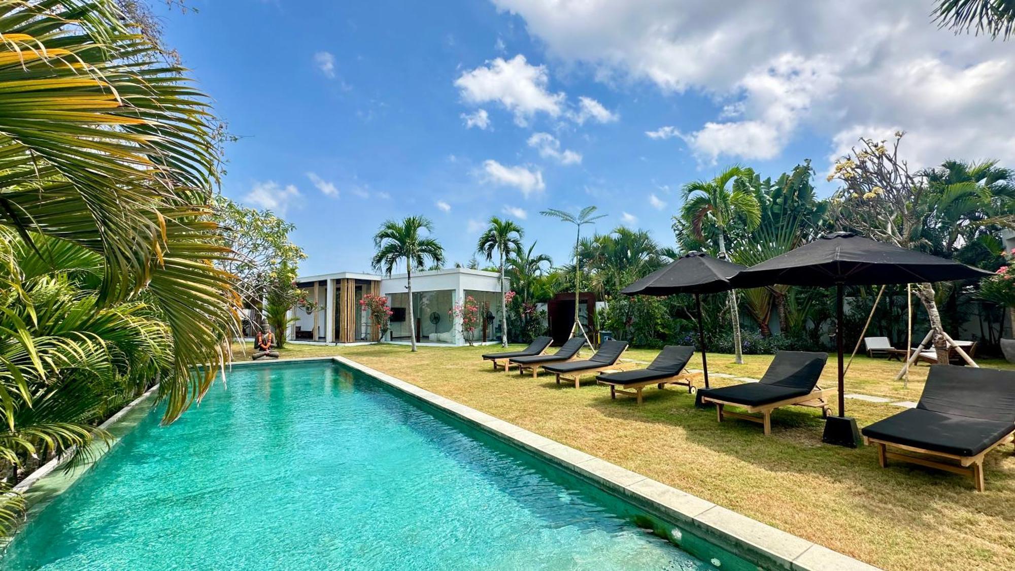 Samudra & Blue Damai & Grey Damai - 8 Bedrooms Bingin *