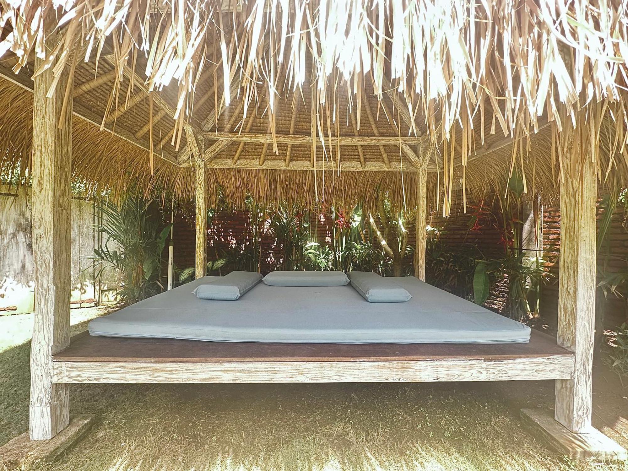 Villa Samudra & Blue Damai & Grey Damai - 8 Bedrooms Bingin *