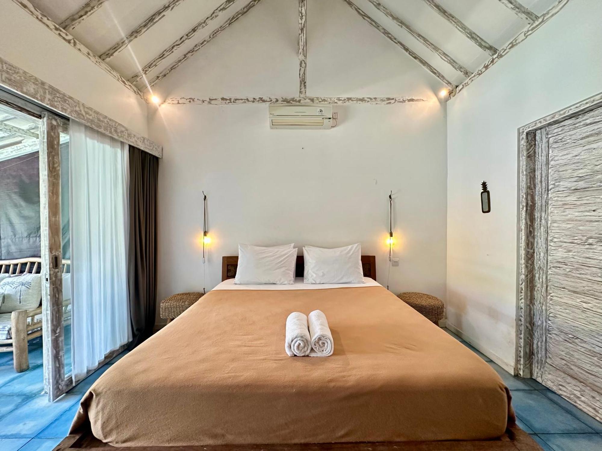 Samudra & Blue Damai & Grey Damai - 8 Bedrooms Bingin