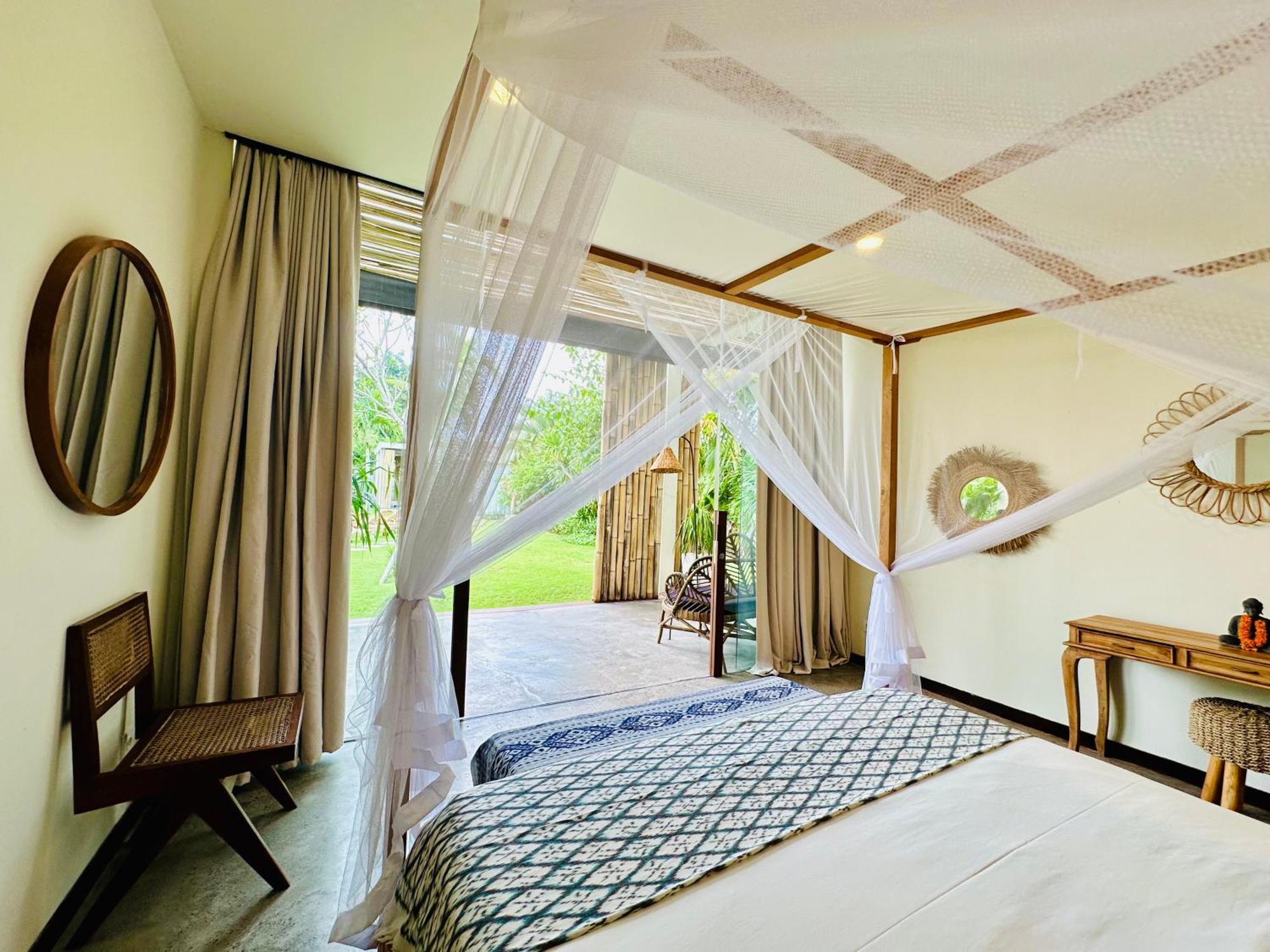 Villa Samudra & Blue Damai & Grey Damai - 8 Bedrooms Bingin Uluwatu